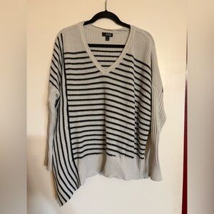 anna asymmetrical hem v neck striped sweater L